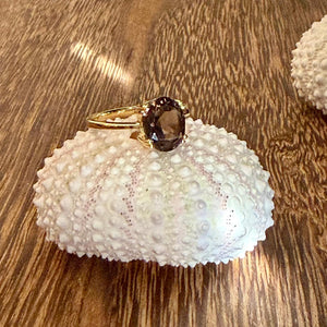 Nila - gold ring with oval smoky quartz gemstone