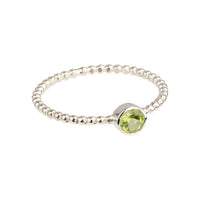 Luna - geboortesteen ring zilver peridot augustus