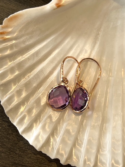 Riva - wavy edge earrings gold light amethyst
