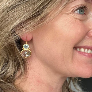 Darae - double gem oorbellen goud blauwe topaas en heldere kwarts