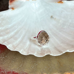 Riva - wavy edge ring silver smoky quartz
