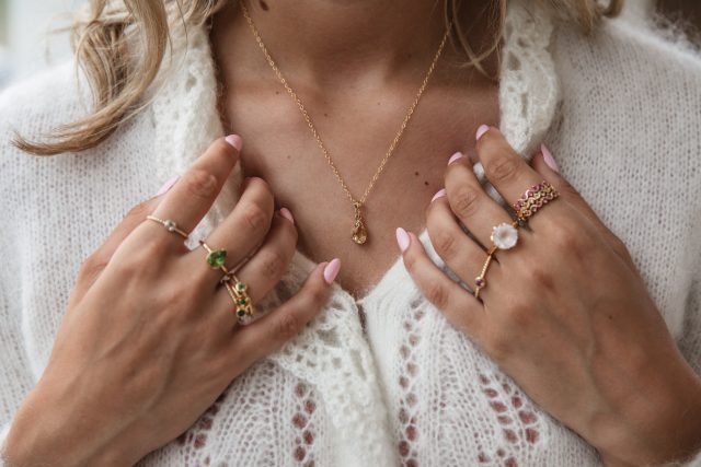 Gouden wave ring met roze toermalijn edelstenen - Afbeelding 2