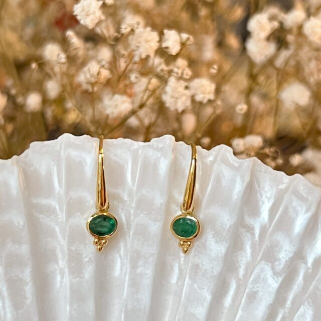 vive oorbellen goud smaragd vive oorbellen goud smaragd