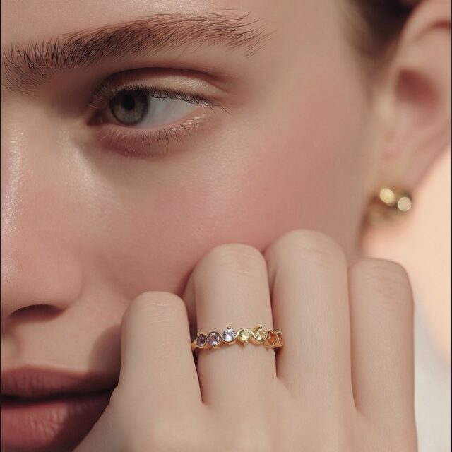 Mare - gouden wave chakraring met edelstenen