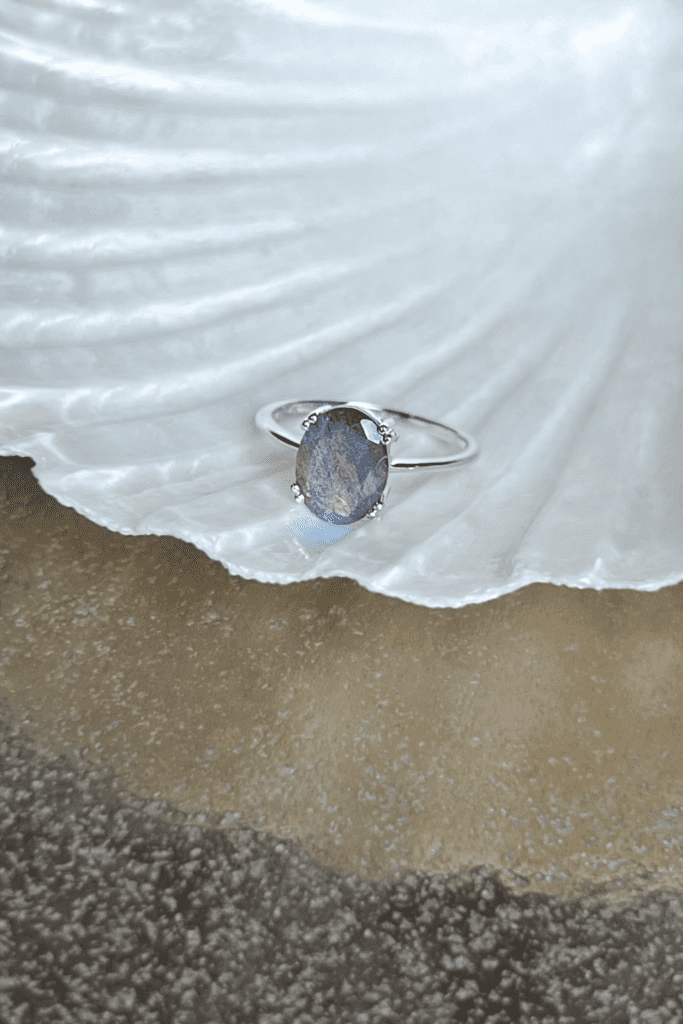 Nila ring zilver labradoriet